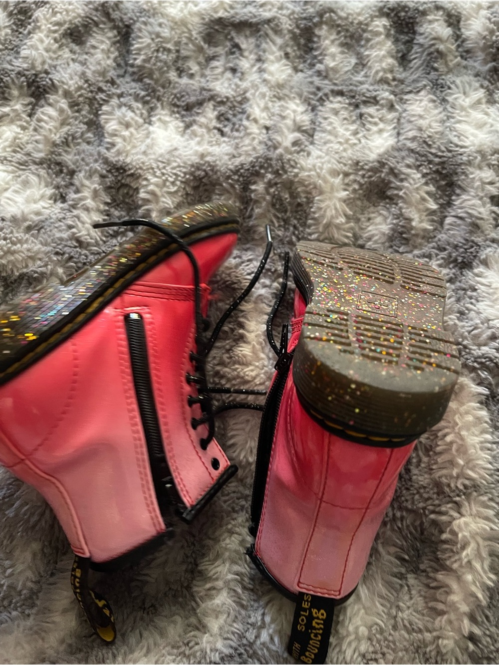 Dr. Martens 1460 Glitter
Ombre Boot - Kids' Pink Lace-Up Boots with Glitter Sole - Picture 10 of 10